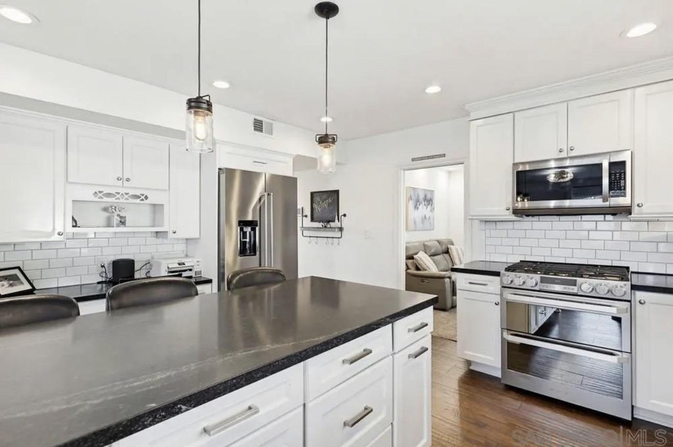 4211 Cartulina Rd, San Diego, CA 92124