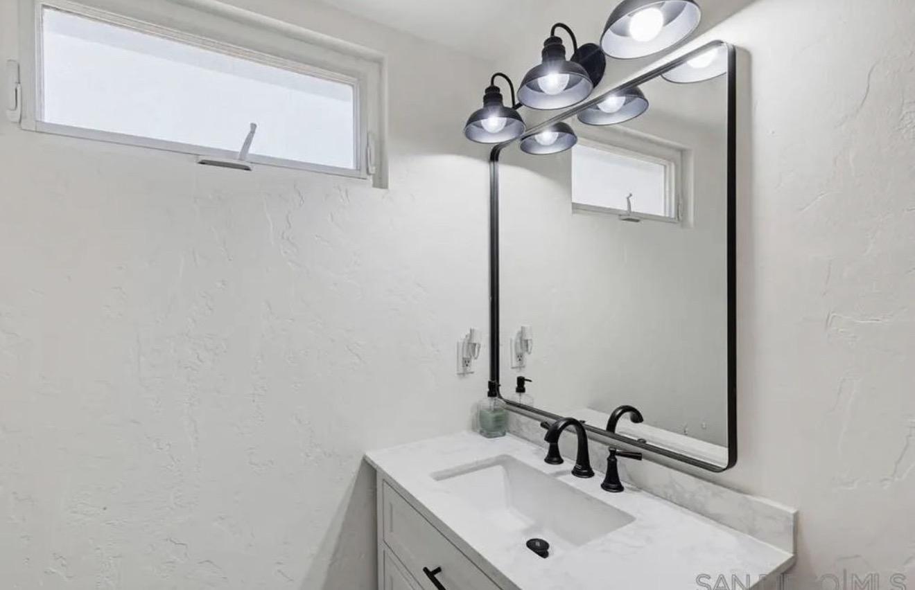 4211 Cartulina Rd, San Diego, CA 92124