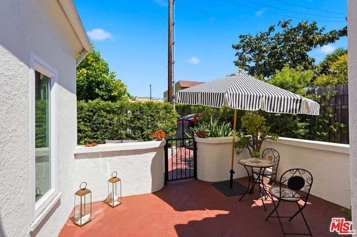 1843 S Highland Ave, Los Angeles, CA 90019