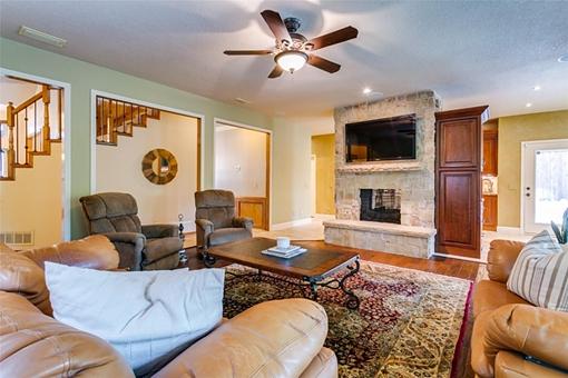 102 Sunday Haus Ln, Highland Village, TX 75077
