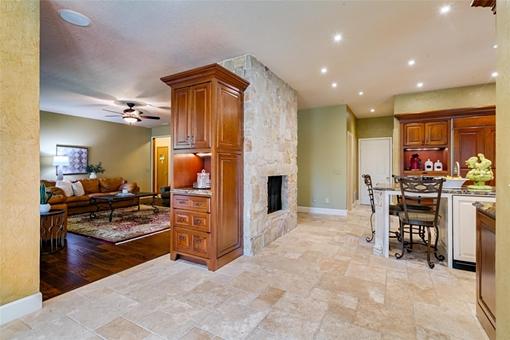 102 Sunday Haus Ln, Highland Village, TX 75077