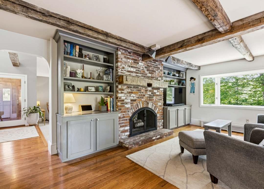 55 Higgins Lane, South Portland, ME 04106