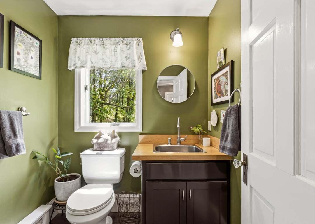 55 Higgins Lane, South Portland, ME 04106