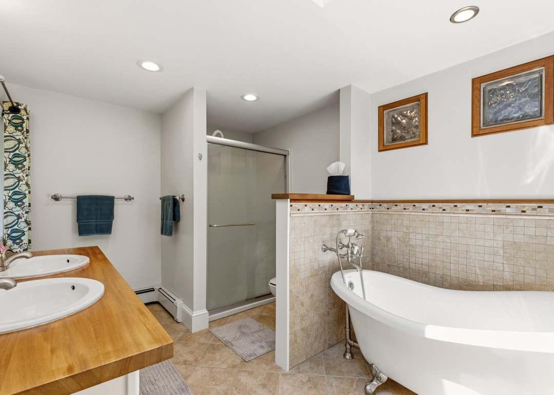 55 Higgins Lane, South Portland, ME 04106