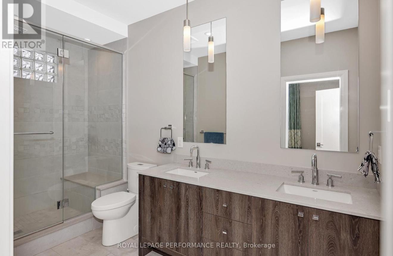 383 PRINCETON AVENUE Ottawa, Ontario K2A4E1