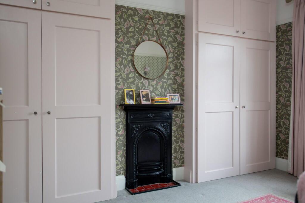 Westlands Grove, York, YO31 1EG